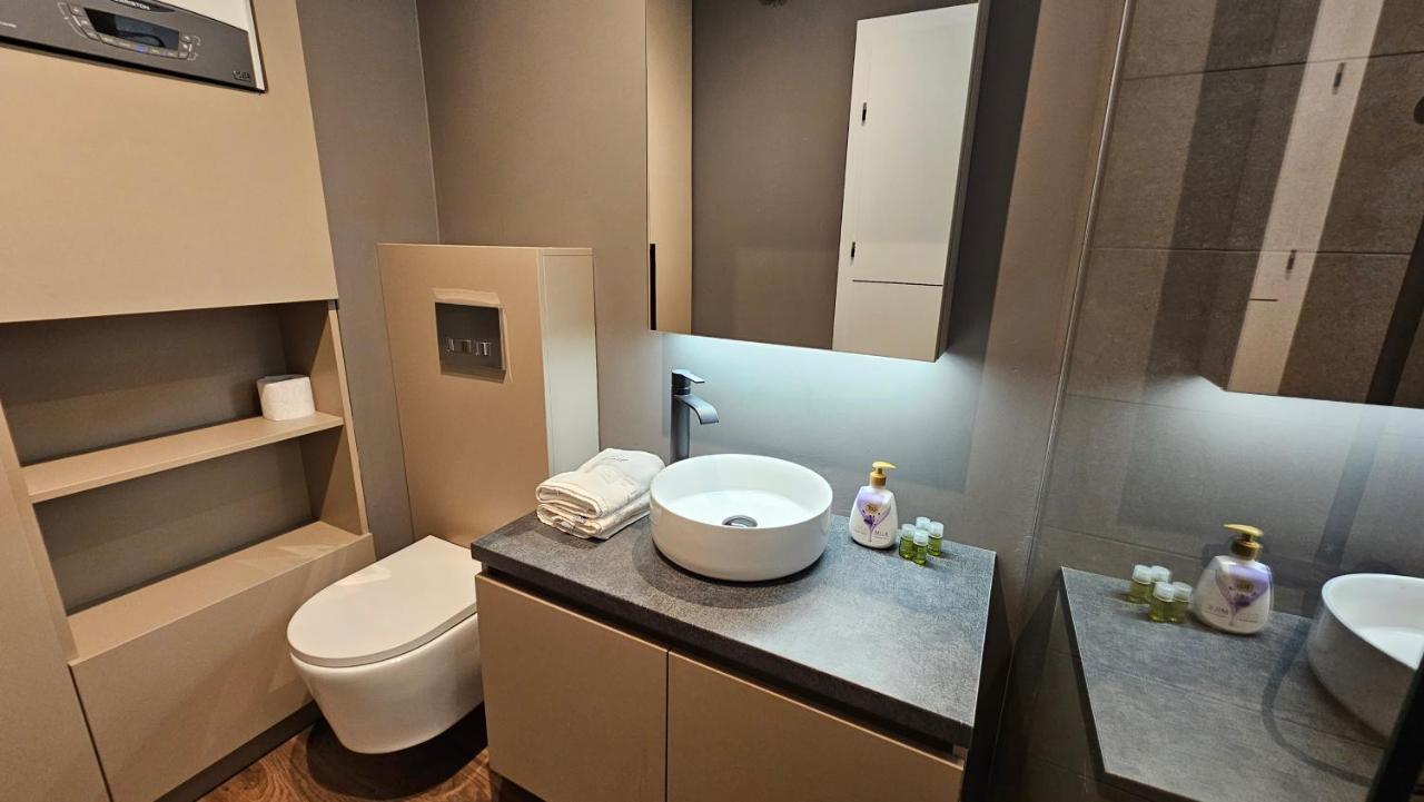 Deluxe Cozy Studios On Central M Eminescu Street #Targu Mures Exterior photo